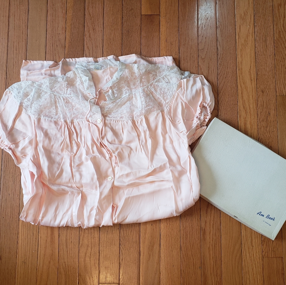 Vintage 1950's Gracette Peach Satin Nightgown